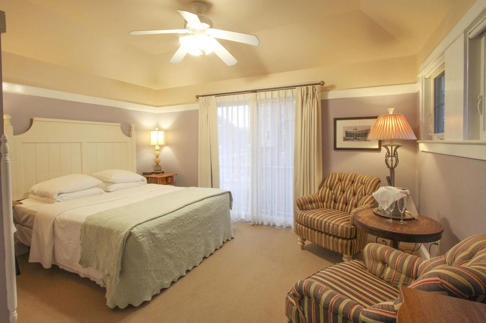 Beach Spa Bed & Breakfast Virginia Beach Buitenkant foto